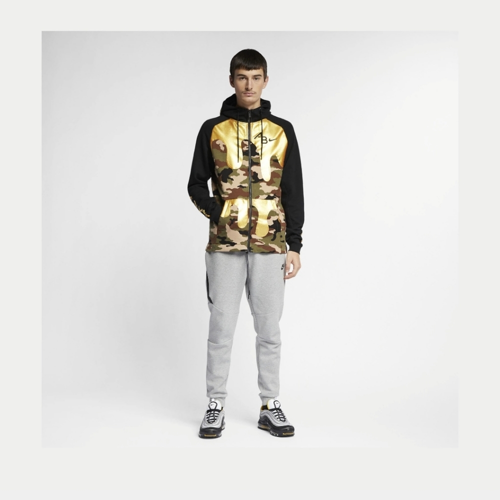NIKEMENS FULL ZIP HOODIEDOERNBECHER AIDEN BARBER size XL